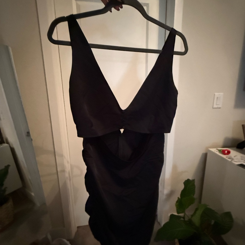 Zara Black Bodycon Mini Dress with Plunge Neckline for Cocktail